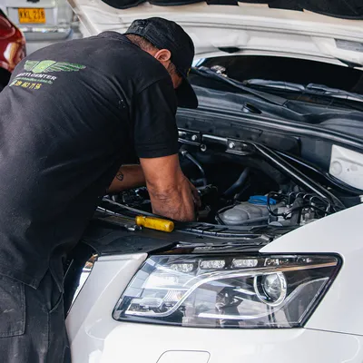 Imagen de Reparacin de motor